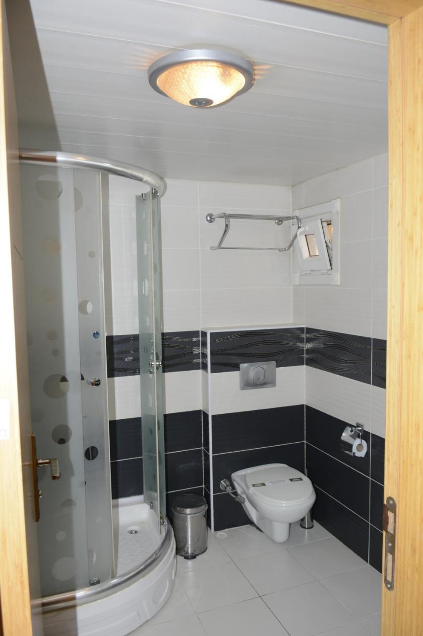 Hermanos Otel 3*